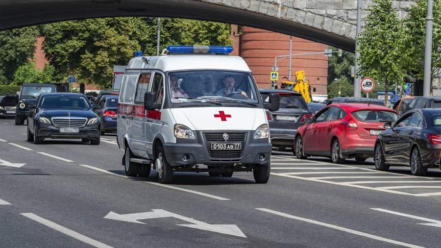 Автомобиль сбил девочку